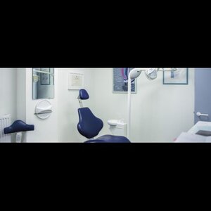 Tandprothetische Praktijk F.W. van der Linde BV image 2