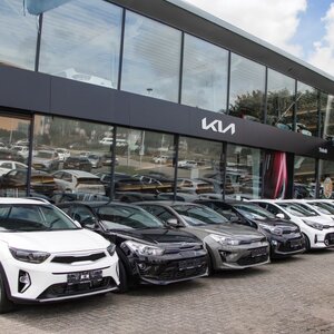 Automobielbedrijf Tinholt B.V. image 4