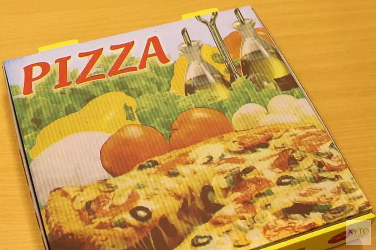 Pizzakoeriers blijken overvallers: "Ze drukten mijn vrouw tegen de grond"
