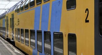 Treinverkeer tussen Haarlem en Amsterdam plat tot de avondspits