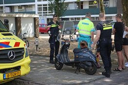 Scooterrijder gewond bij val in Venkelstraat