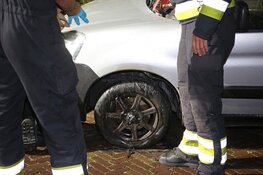 In brand gestoken auto snel geblust in Haarlem