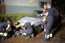 In brand gestoken auto snel geblust in Haarlem