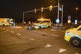 Motor botst op ambulance op de N202 bij Velsen-Zuid