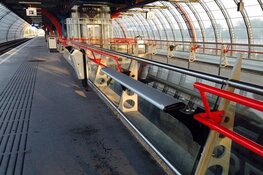 ProRail wil roken op stations helemaal in de ban doen