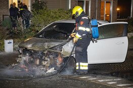 Auto verwoest door brand in Heemskerk