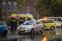 Fietser gewond na botsing met auto in Haarlem-Noord