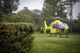Scooterrijder zeer ernstig gewond na val op hoofd in Zandvoort
