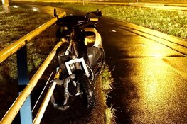 Snorfietsers botsen in Uitgeest