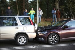 Vier auto&#39;s betrokken bij kettingbotsing op N206 in Vogelenzang
