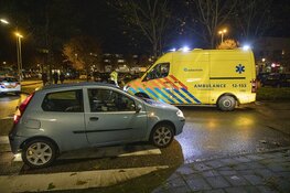 Vrouw gewond na aanrijding op zebrapad in Velserbroek