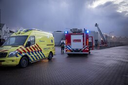 Heftrucks in de brand in bedrijfspand IJmuiden