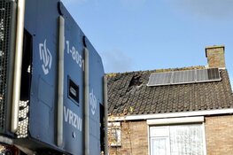 Slimme bewoner blust met tuinslang een brandje in woning Heemskerk