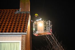 Zolderbrand bij woning aan de Spaarnestraat Beverwijk