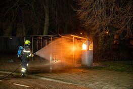 Brandje op Planetenlaan, vermoedelijk door vuurwerk