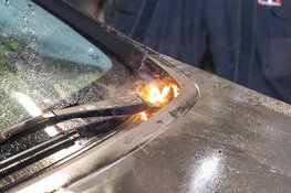 Auto in de brand aan de Generaal Spoorlaan