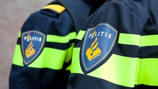 Jongen gewond na harde knal