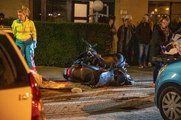 Twee gewonden bij botsing tussen scooters in Velserbroek