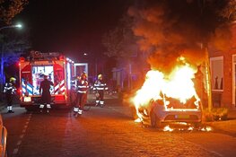 Auto in de brand gestoken in Haarlem