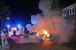 Auto in de brand gestoken in Haarlem