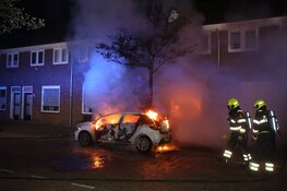 Auto in de brand gestoken in Haarlem