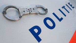 Politie Haarlem houdt twee berovers aan met gestolen scooter