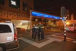 Auto uitgebrand in Raaks parkeergarage