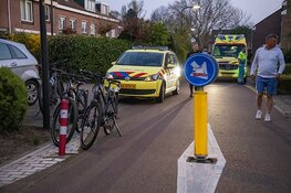 Fietser gewond na botsing tegen paal in Beverwijk