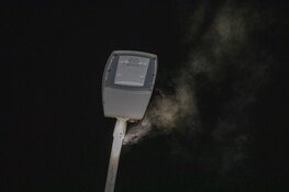 Schaars geklede man aangehouden na brandstichting Charta 77-Vaart