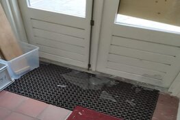 Vandalen slopen voor vijfde keer ruit bij hospice: "Bizar en niet te begrijpen"