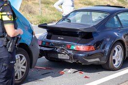Porsche afgesleept na kop-staart aanrijding Zeeweg