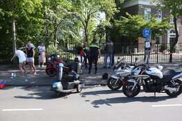 Bestuurder scootmobiel gewond na botsing met motor