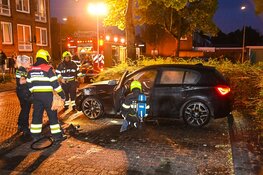 Geparkeerde auto in brand aan de Javastraat in Beverwijk
