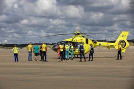 Zwemmer gereanimeerd op het strand van IJmuiden