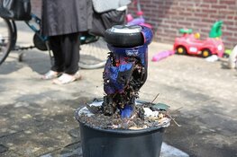 Oxboard vliegt spontaan in de brand bij spelende kinderen