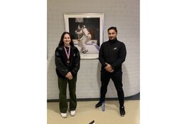 Brons voor florettist Ava Emanuel op NK schermen Amsterdam