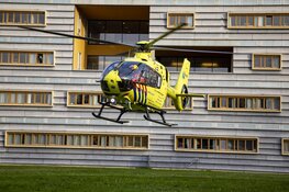 Traumateam in actie voor medische noodsituatie bij kinderdagverblijf