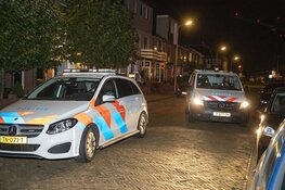 Auto beschadigd na schietpartij Schoutenstraat IJmuiden