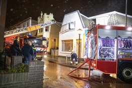 Veel rookontwikkeling bij brand aan de Stationsstraat in Zandvoort