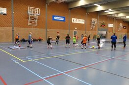 Athletic Skills Model (ASM) specialisten geven unieke handbalclinic aan jeugd van HCV’90