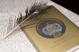 Gerda Duin presenteert 'Manuscript der kroonjuwelen'