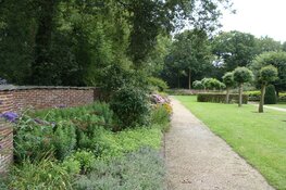 Bolacacia's voor buitenplaats Beeckestijn