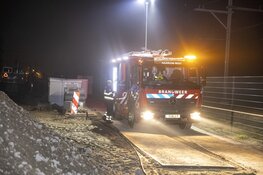 Brand in bouwafvalcontainer zorgt voor veel rookontwikkeling