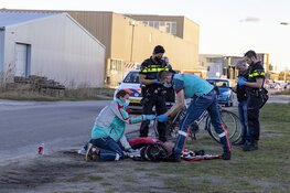 Man wil geluid motor laten horen en komt lelijk ten val