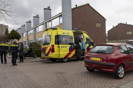 Scooterrijdster gewond na aanrijding met auto