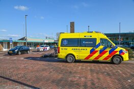 Bromfietser gewond bij aanrijding op het Stationsplein in Beverwijk