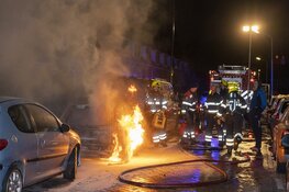 Weer autobrand in Beverwijk, dit keer Rijvordtlaan