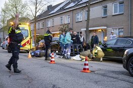 Uber Eats bezorger hard onderuit door verkeersdrempel in Haarlem