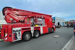 Brand bij garage IJmuiden, veel rook vrijgekomen
