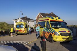 Wielrenner lelijk ten val op de Boulevard Paulus Loot